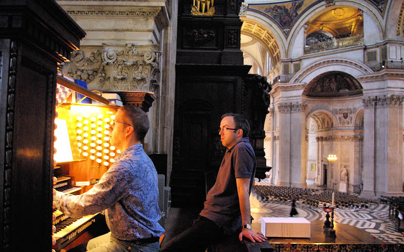 Playing Organ St Paul's Cathedral